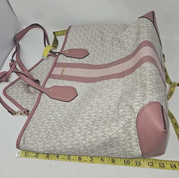 Preloved Michael Kors Purse - Picture 12 of 13